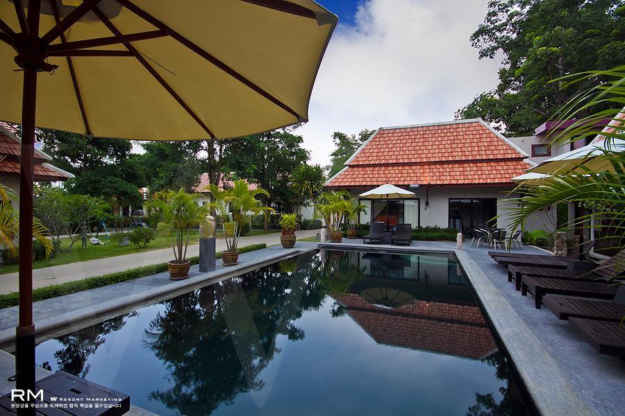 Ban Kao Tropical Boutique Residence Laem Set Beach Exteriör bild